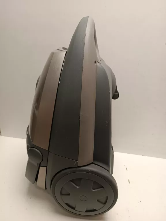 odkurzacz-zelmer-jupiter-rodzaj-odkurzacza-workowy