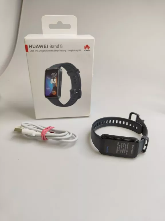 SMARTWATCH HUAWEI BAND 8  KOMPLET