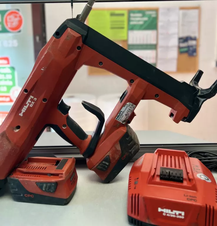 OSADZAK GWOŹDZIARKA HILTI BX 3-L 22V + HILTI C4/36-350 +2 X HILTI B22/5,2