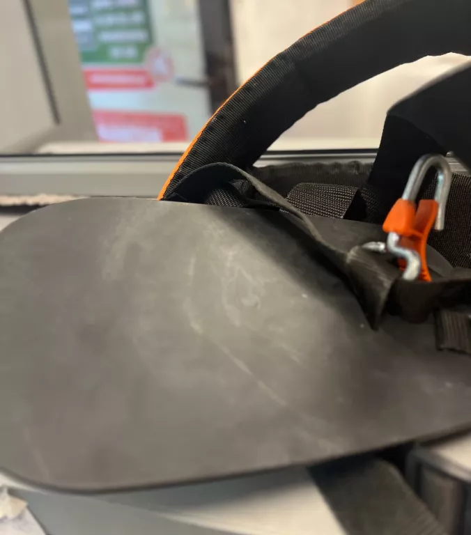 SZELKI STANDARDOWE DO KOSY SPALINOWEJ STIHL 41197109001 PAS NOŚNY MOCNE