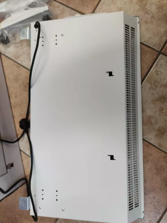 GRZEJNIK ELEKTRYCZNY KONWEKTOROWY WARMTEC EWN-2000 TERMOSTAT