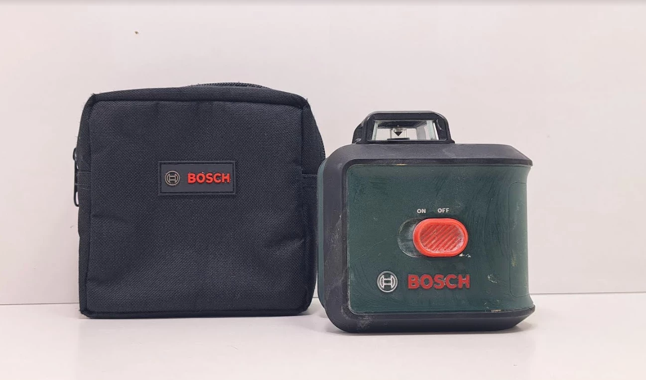 laser-krzyzowy-poziomica-laserowa-bosch-universal-level-360-futeral-hubska-82-wroclaw