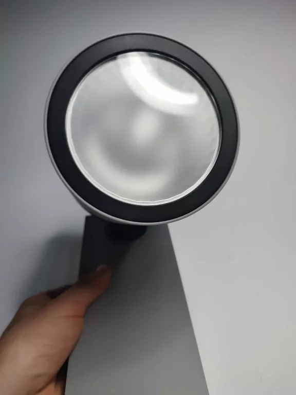 lampa-reflektor-led-philips-st750t-led27s-pilsudskiego-91-zawiercie