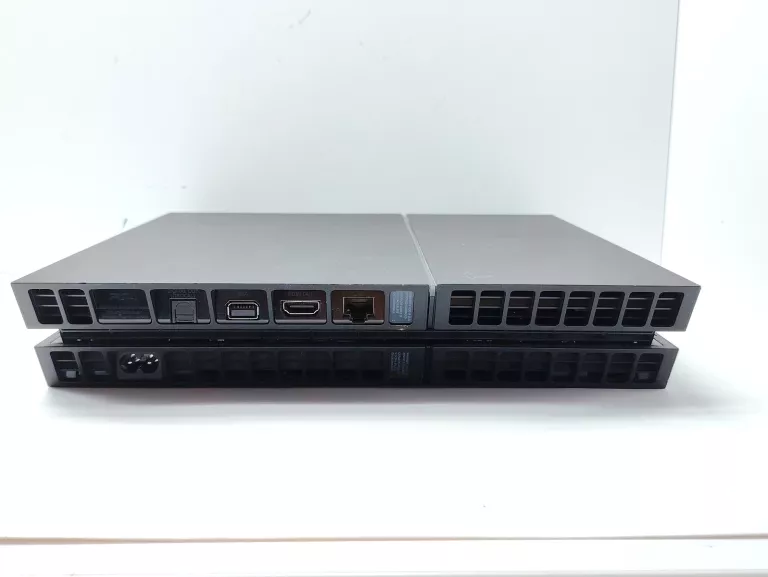 KONSOLA SONY PLAYSTATION 4 500GB CUH-1216B