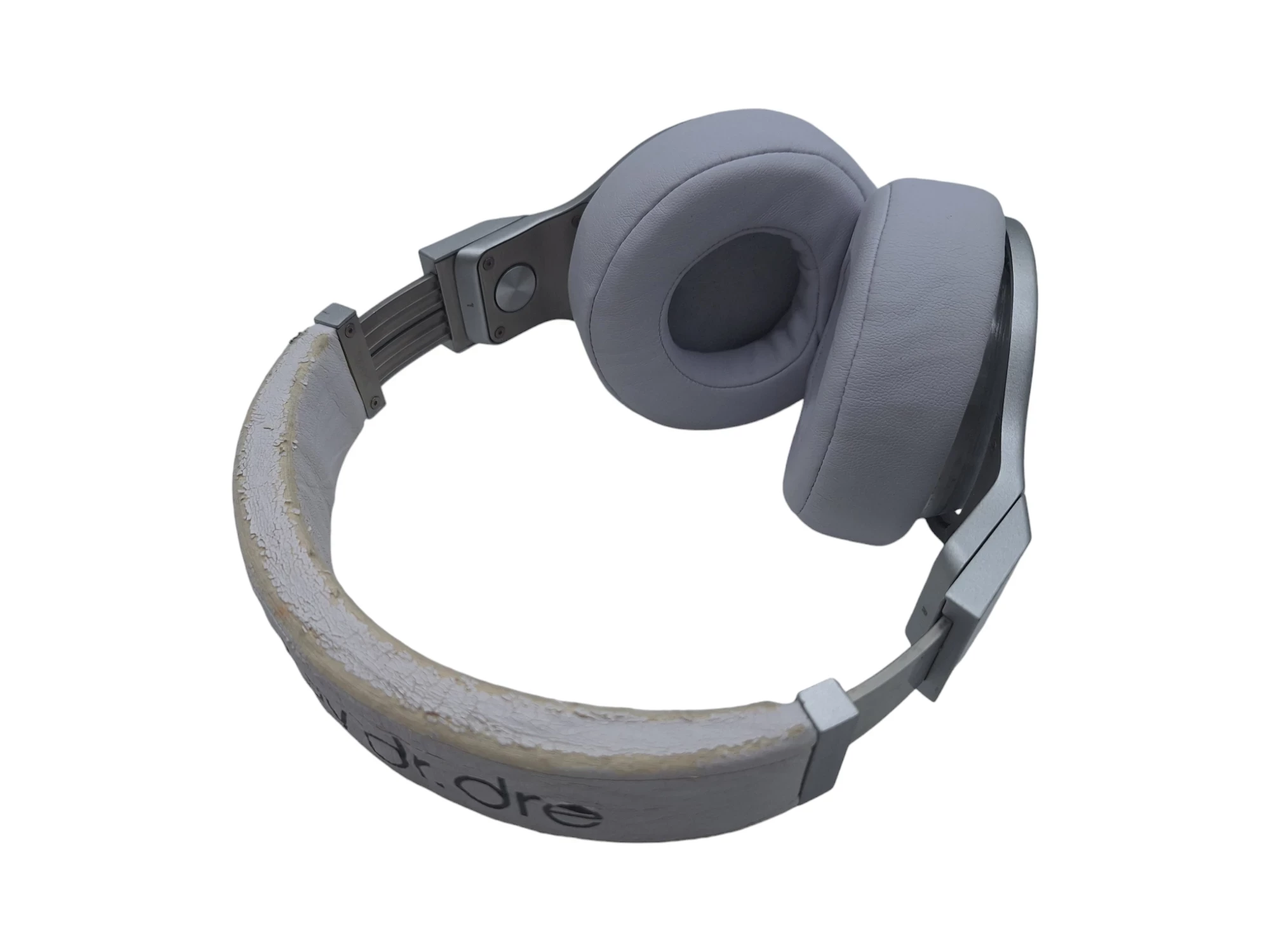 sluchawki-monster-beats-pro-by-dr-dre-kolor-dominujacy-bialy