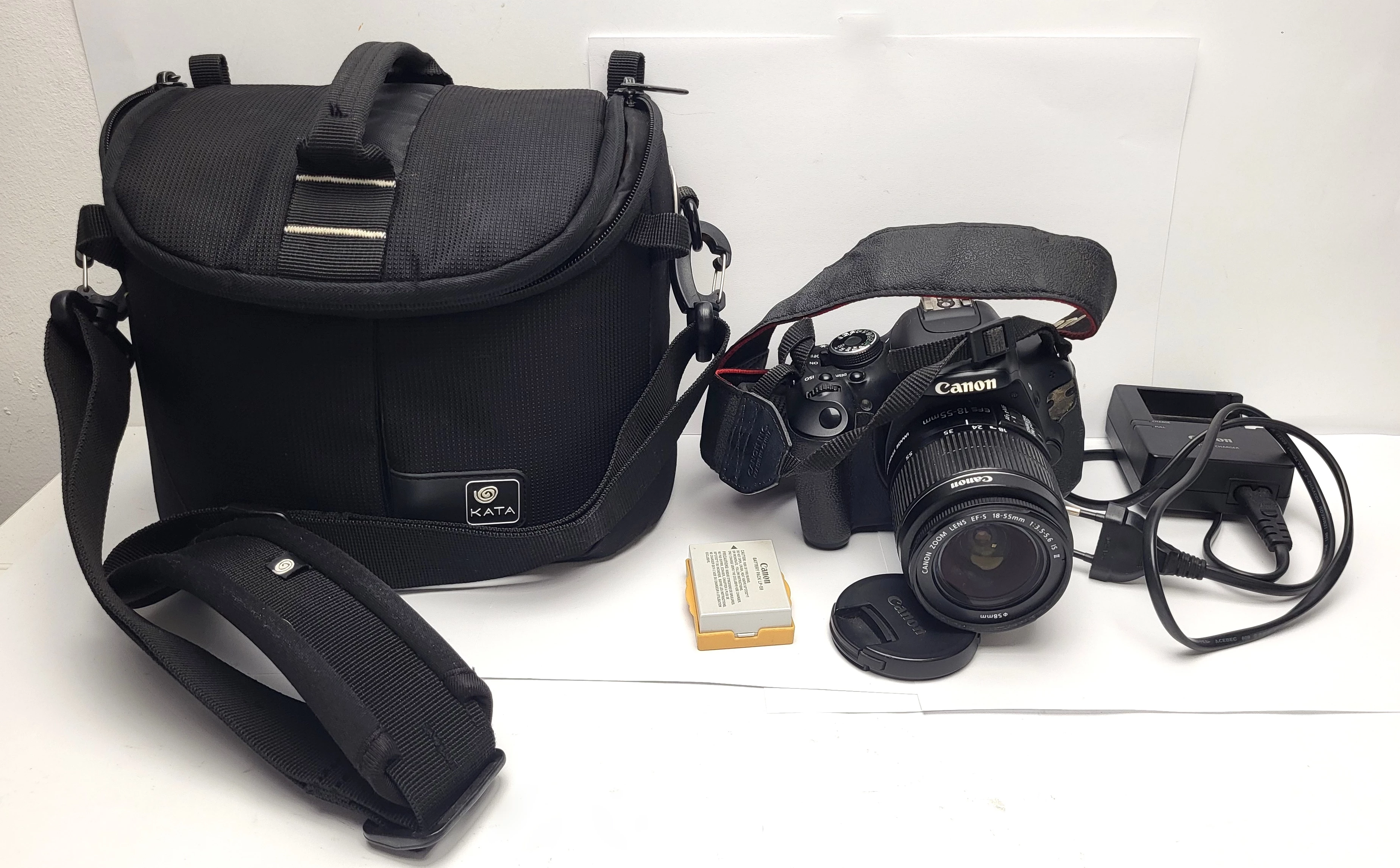 aparat-cyfrowy-canon-eos-600d-obiektyw-efs-18-55mm-akcesoria-dworcowa-52-bydgoszcz