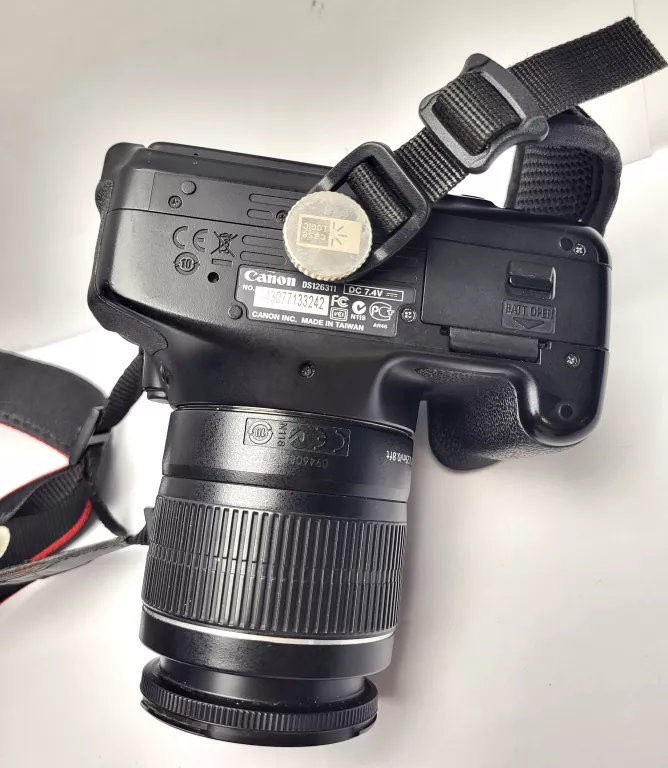 aparat-cyfrowy-canon-eos-600d-obiektyw-efs-18-55mm-akcesoria-jakosc-video-1080p