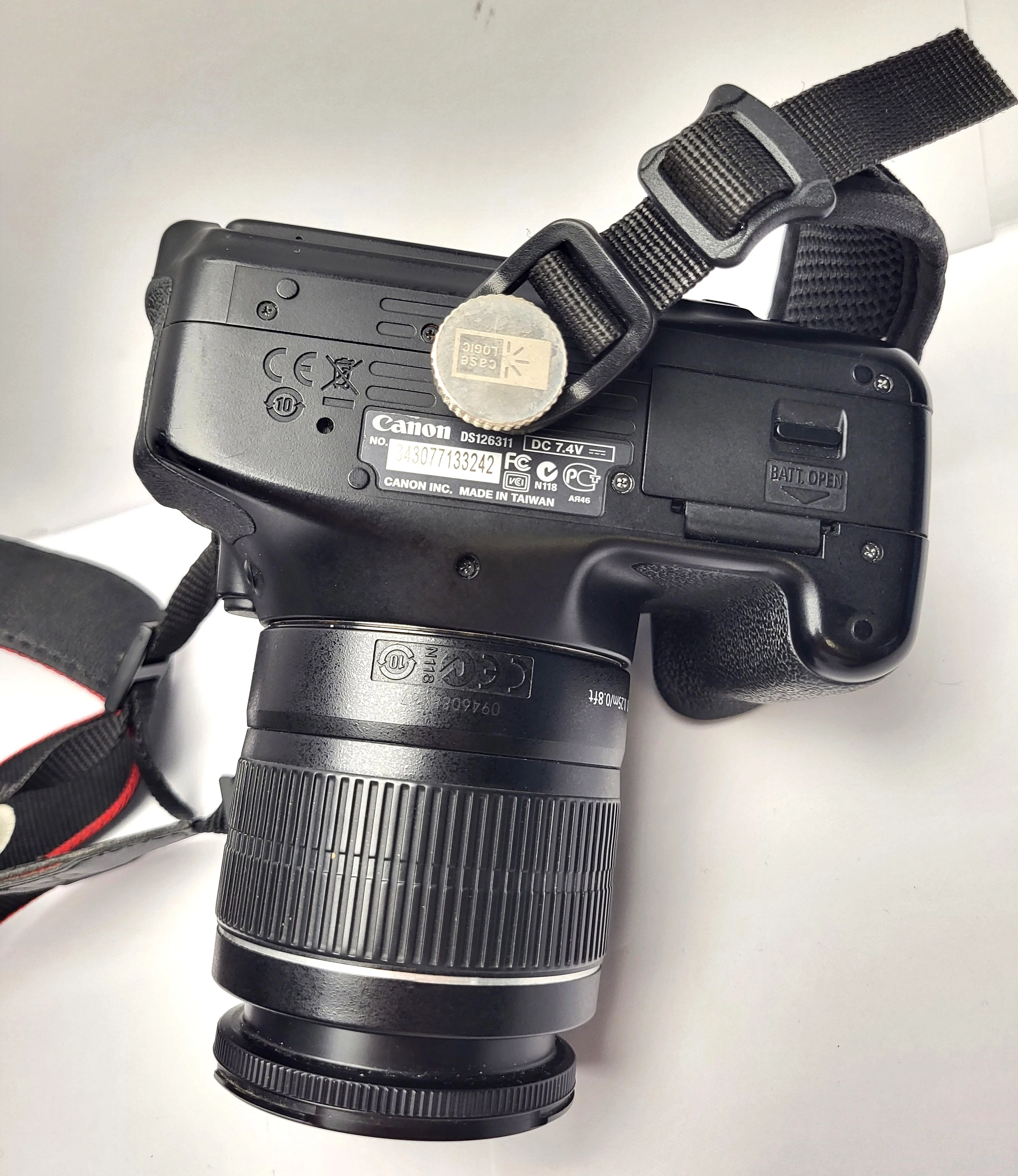 aparat-cyfrowy-canon-eos-600d-obiektyw-efs-18-55mm-akcesoria-jakosc-video-1080p