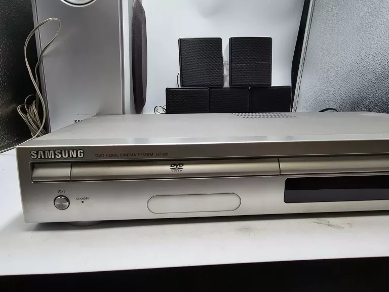 kino-domowe-samsung-ht-q9-pudelko-stan-uzywany