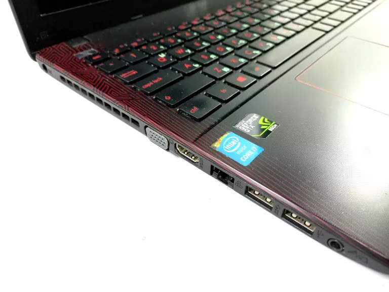 LAPTOP ASUS K550J 15,6 " INTEL CORE I7 8GB/126GB