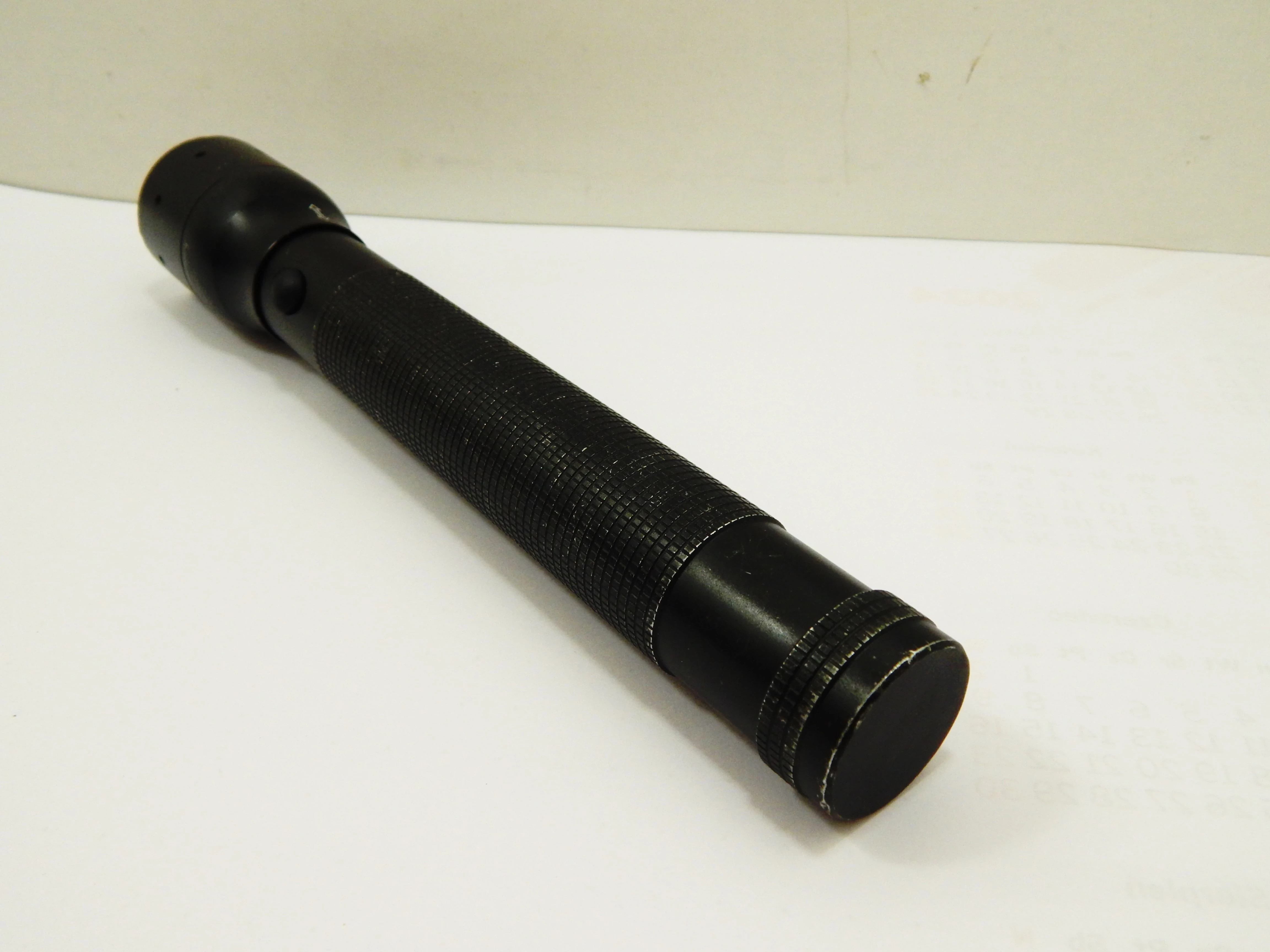 latarka-led-diall-aluminium-300-l-3xc-ean-gtin-4549639320616