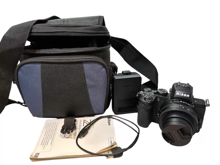 APARAT NIKON Z50 KOMPLET W ETUI