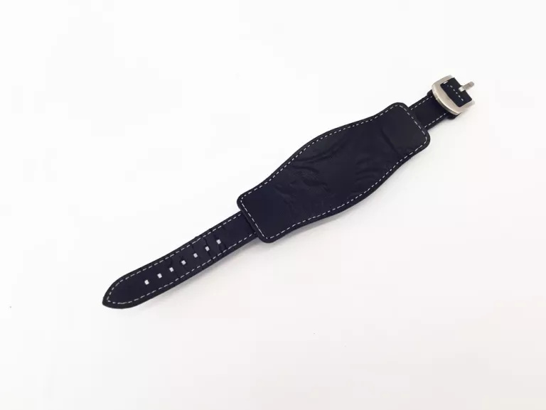 zegarek-atlantic-worldmaster-artiflex-685-material-paska-skora-ekologiczna