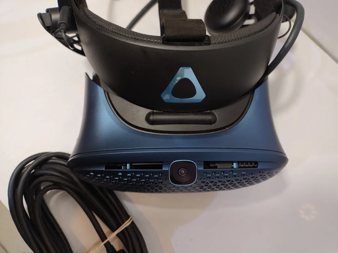 gogle-vr-vive-cosmos-okablowanie-stan-11323-238062