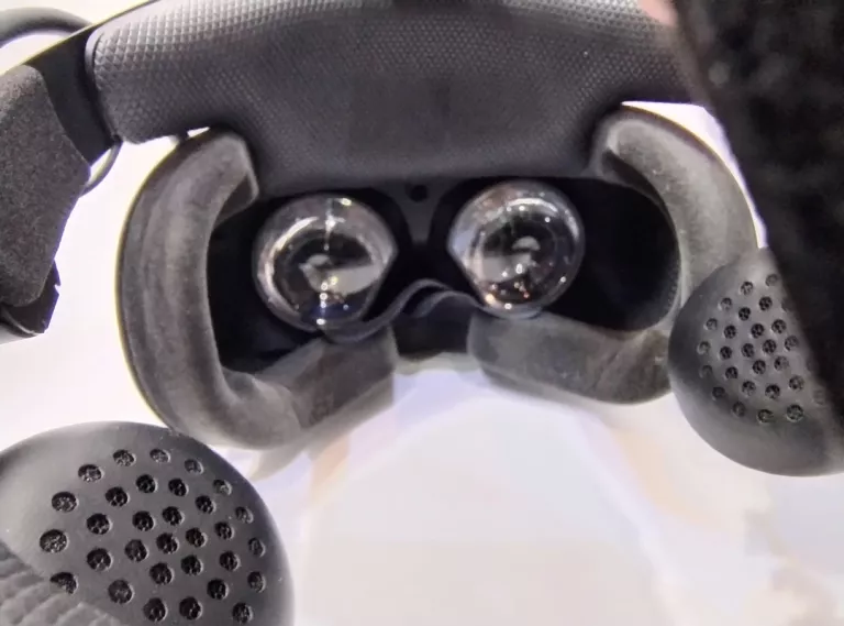 GOGLE VR VIVE COSMOS + OKABLOWANIE