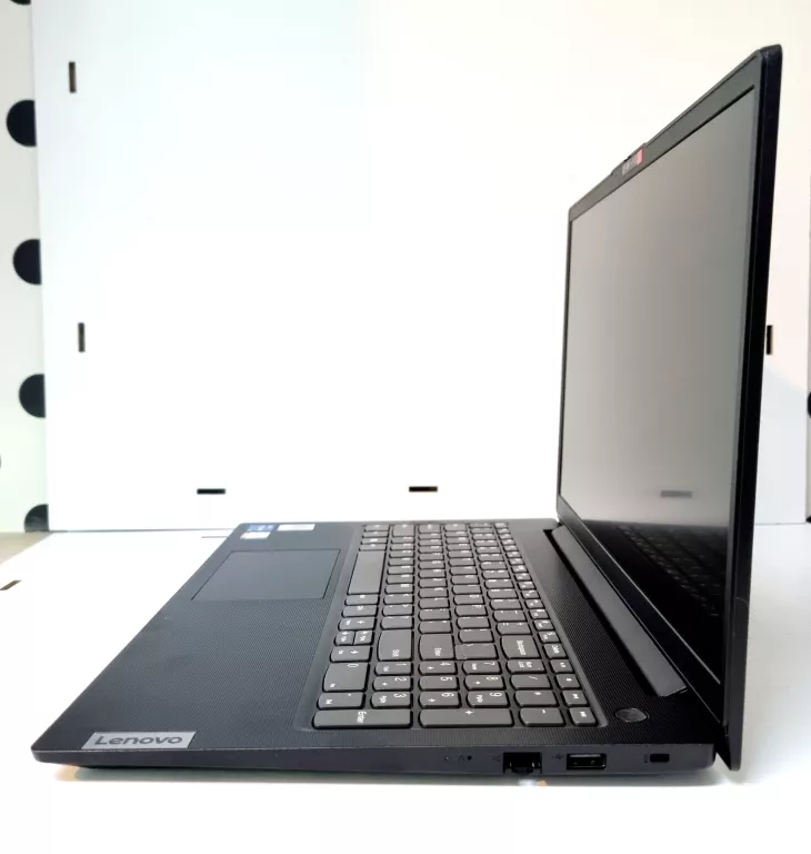 LAPTOP LENOVO V15 G3 INTEL I5-1235U 1,3GHZ/16GB RAM /512GB SSD/ 15,6'