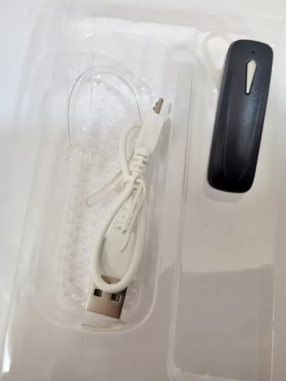 bezprzewodowa-sluchawka-bluetooth-do-rozmow-samochodu-dla-kierowcow-douszn-model-525