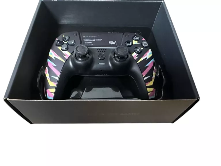 CUSTOMOWY PAD DO PS5 AIMCONTROLLERS CZARNO RÓŻOWY