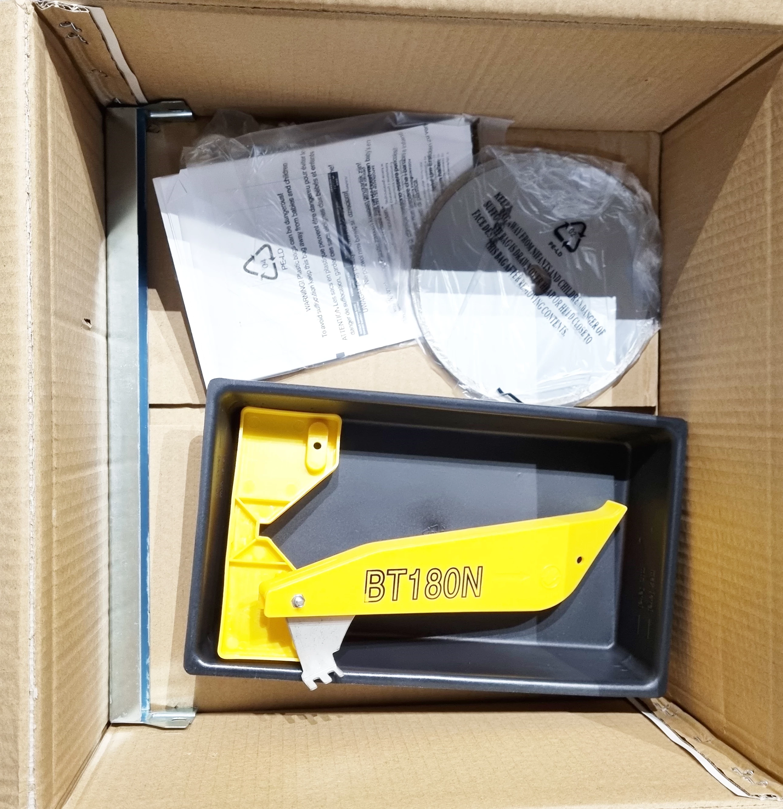 nutool-przecinarka-do-glazury-600w-180x222mm-max-c-34mm-kat-srednica-otworu-tarczy-mm-130676-1