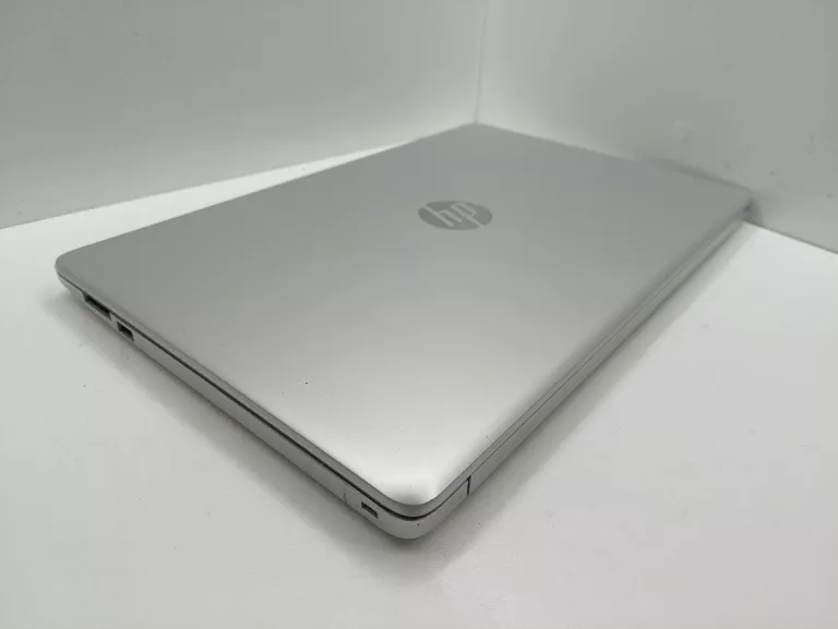LAPTOP HP 15-DA0001NW INTEL CORE I3-7020U/4GBRAM/500GB HDD