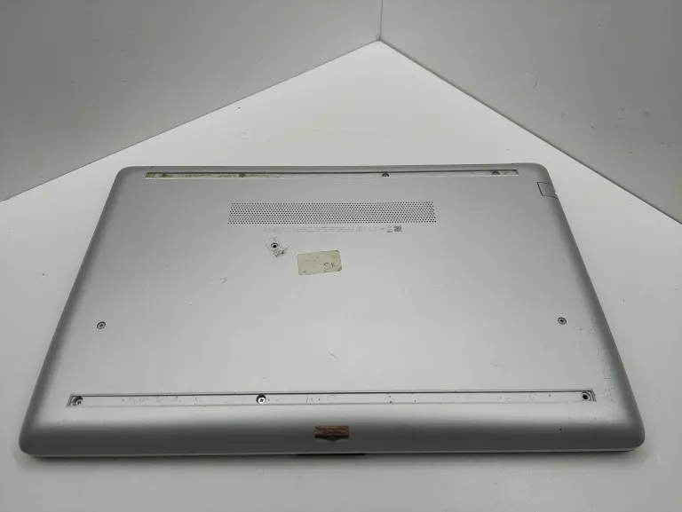 LAPTOP HP 15-DA0001NW INTEL CORE I3-7020U/4GBRAM/500GB HDD