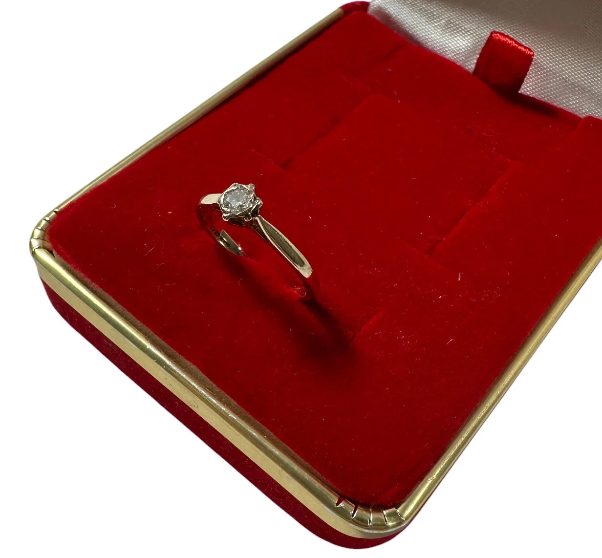 zloty-pierscionek-proby-375-r-9-118g-stan-11323-2