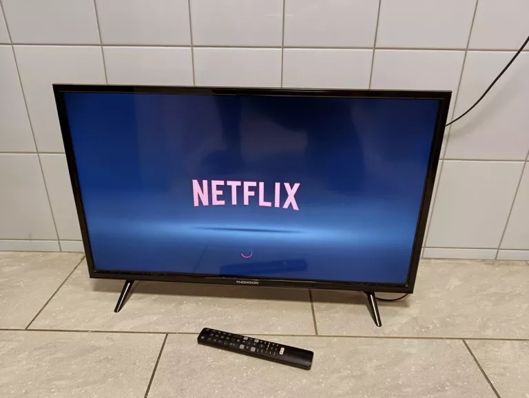 TELEWIZOR THOMSON LED 32HB5426 32'' SMART TV 50HZ