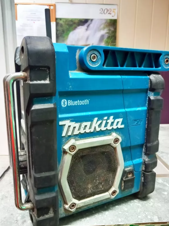 RADIO BUDOWLANE MAKITA DMR106 + BATERIA 3.0AH
