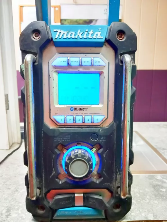 RADIO BUDOWLANE MAKITA DMR106 + BATERIA 3.0AH