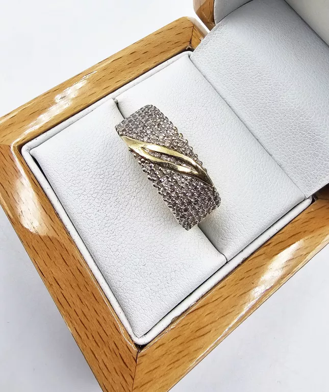 ZŁOTY PIERŚCIONEK Z BRYLANTAMI 8,11GR, P.585 + CERTYFIKAT