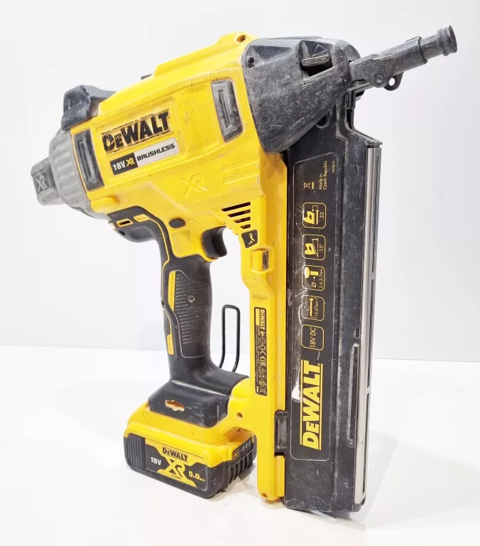 gwozdziarka-osadzak-do-betonu-dewalt-dcn890-seria-xr