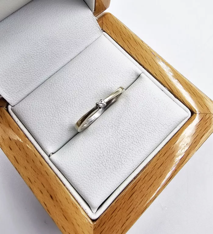 ZŁOTY PIERŚCIONEK Z DIAMENTEM 1.65GR, P.585 + CERTYFIKAT