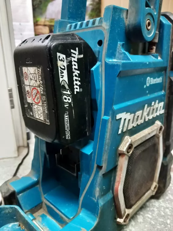RADIO BUDOWLANE MAKITA DMR106 + BATERIA 3.0AH