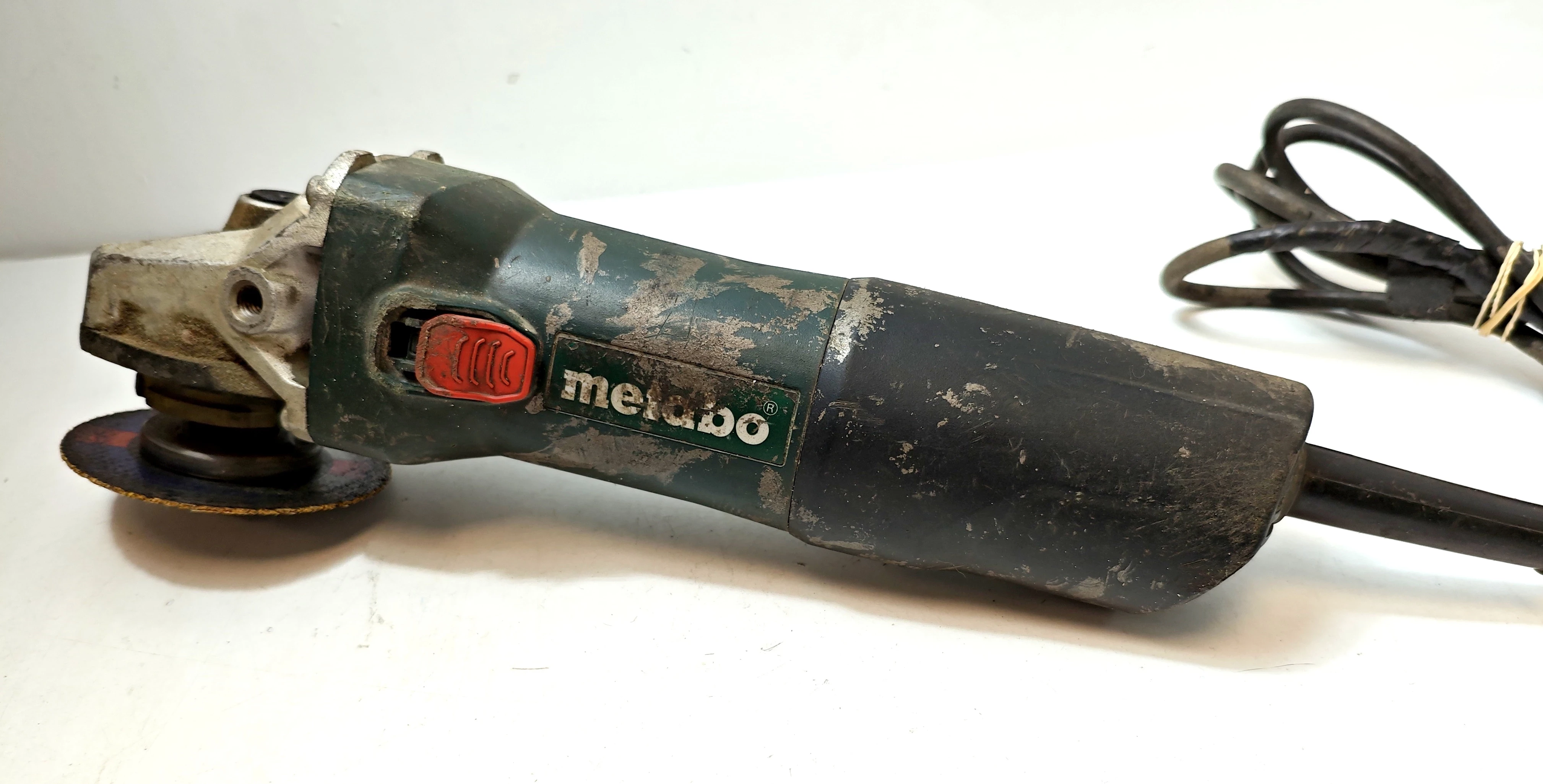 szlifierka-katowa-metabo-w9-125-brak-oslony-z-regulacja-slaby-stan-ean-gtin-4007430240989