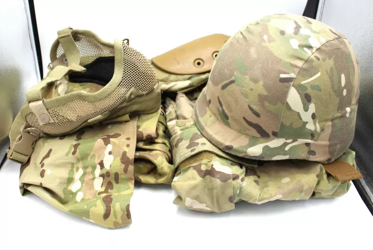 ZESTAW DO ASG MUNDUR HELM + KARABINEK ASG M4