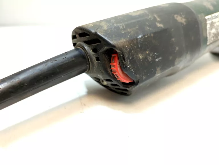 szlifierka-katowa-metabo-w9-125-brak-oslony-z-regulacja-slaby-stan-kod-producenta-600374000