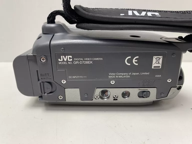 KAMERA JVC GR-D728