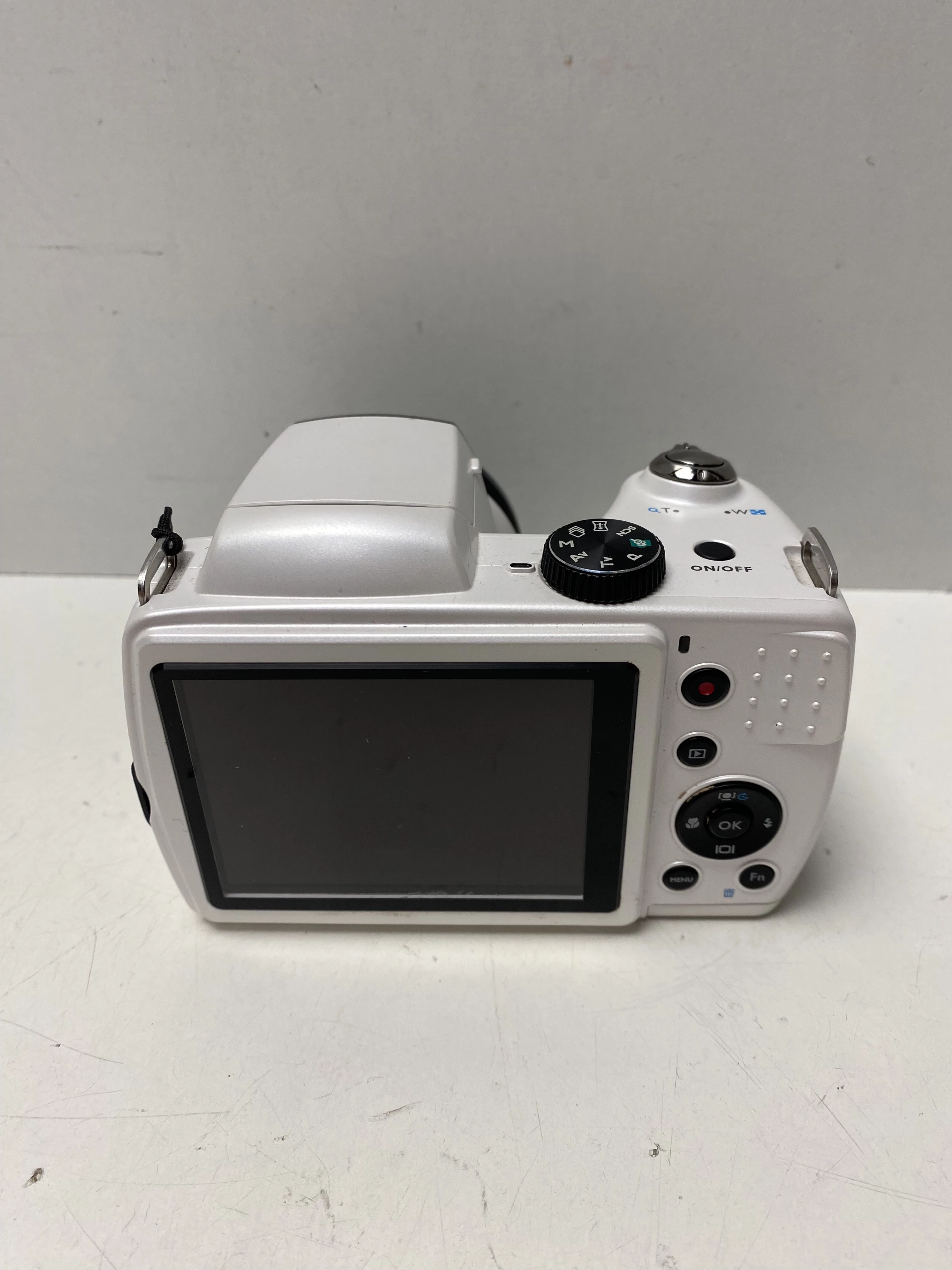 aparat-benq-gh600-stan-11323-2