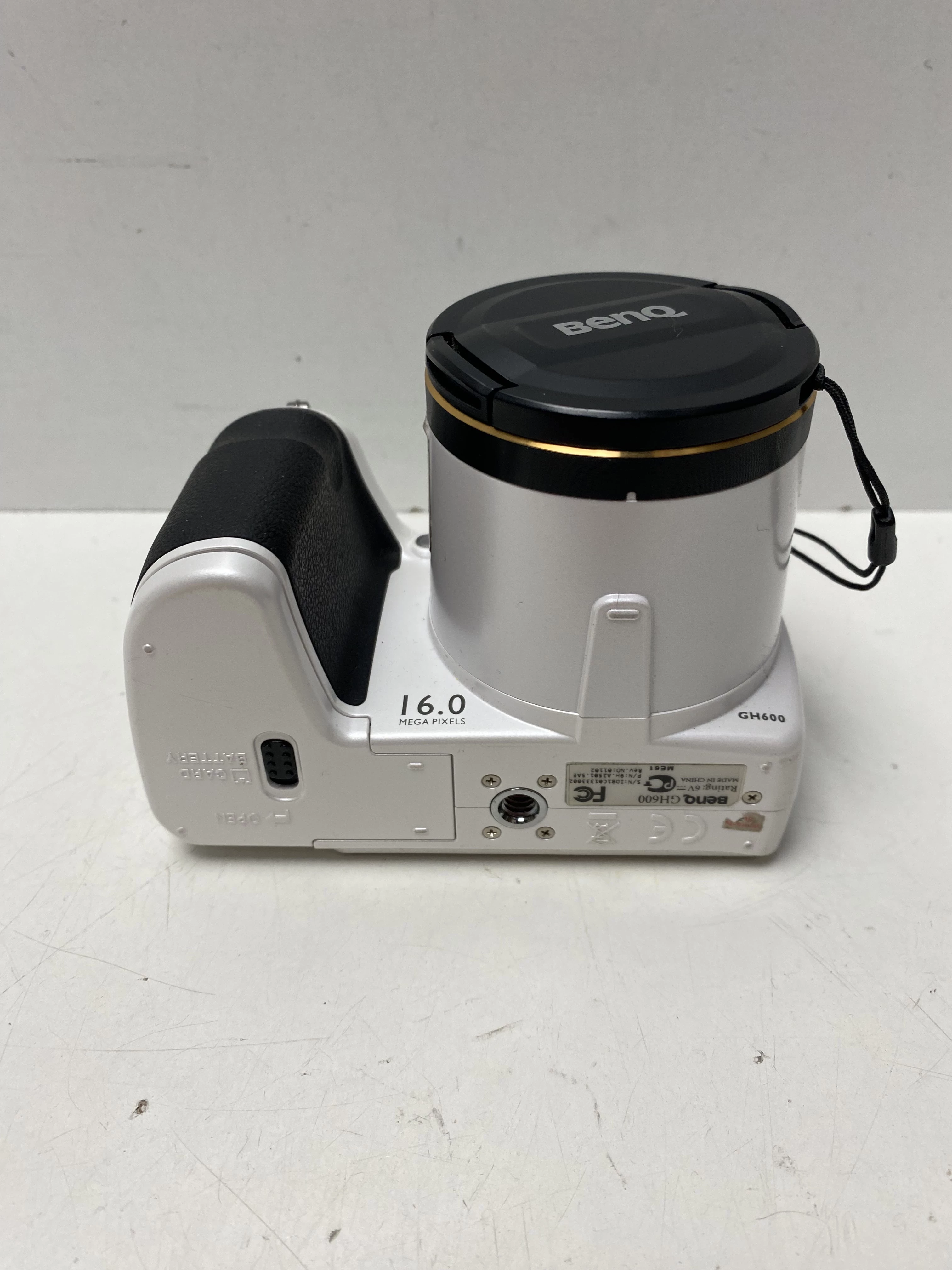 aparat-benq-gh600-zoom-optyczny-2100