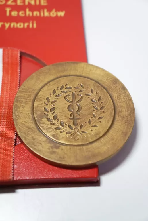 MEDAL ZRZESZENIA LEKARZY I TECHNIKÓW WETERYNARII