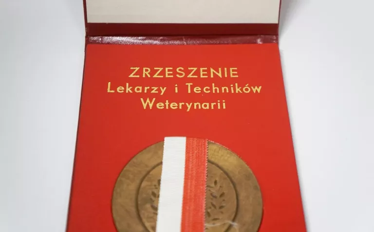 MEDAL ZRZESZENIA LEKARZY I TECHNIKÓW WETERYNARII