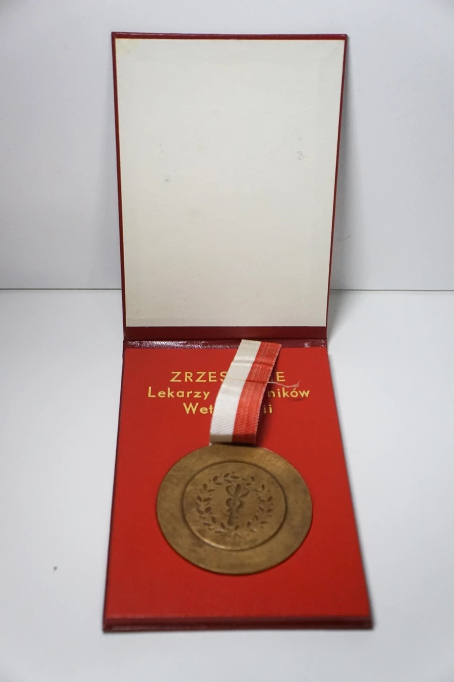 medal-zrzeszenia-lekarzy-i-technikow-weterynarii-ean-gtin-0001000100020