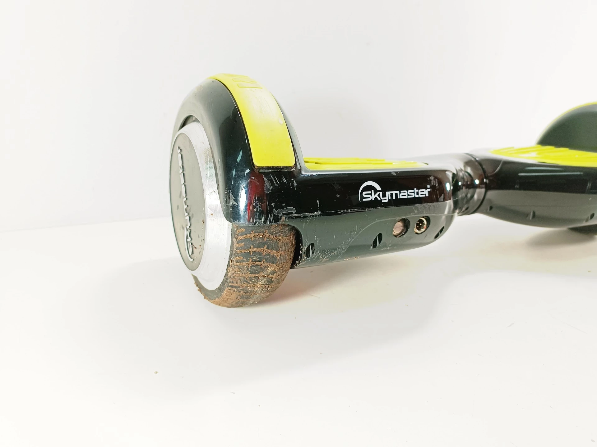 deskorolka-elektryczna-skymaster-wheels-6-dual-smart-ladowarka-ean-gtin-4000953601787