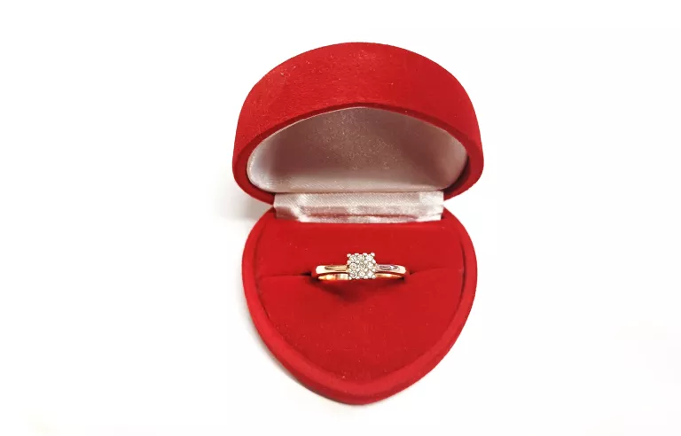 pierscionek-14k-w287-r14-batorego-1a-zabki