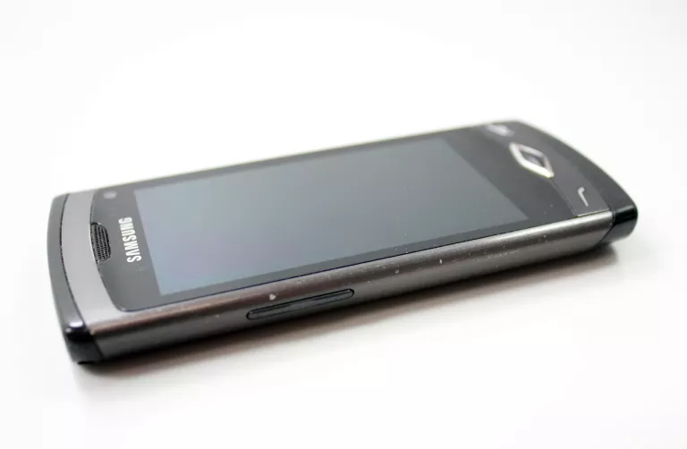 SAMSUNG WAVE GT-S8500