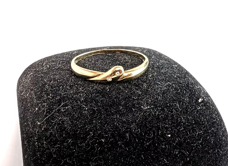 zloty-pierscionek-333-099g-r18-stan-11323-253798