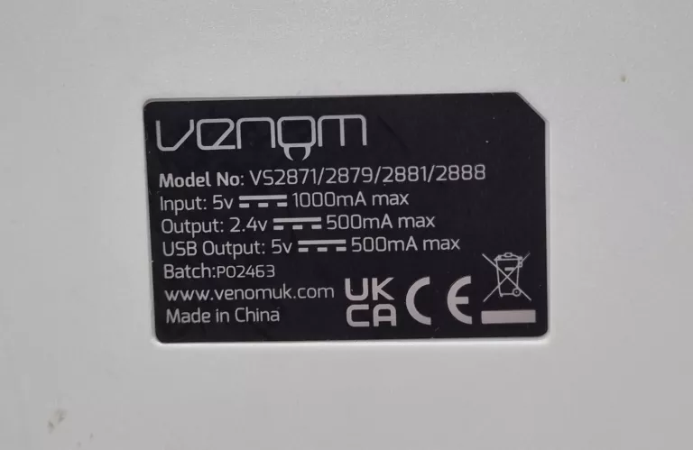 PODWÓJNA STACJA DOKUJĄCA VENOM VS2871 DO PADÓW XBOX SERIES X/S & ONE