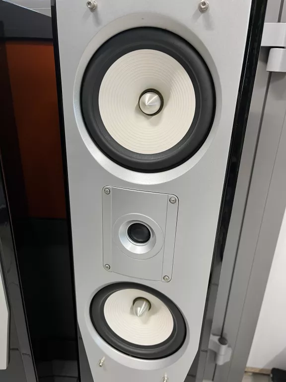 KOLUMNY M-AUDIO HTS 501