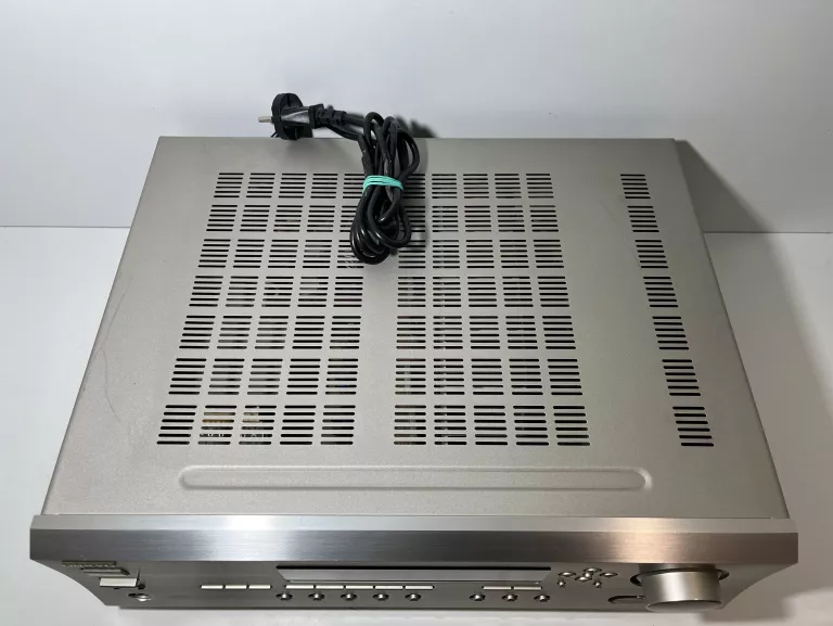 AMPLITUNER ONKYO TX-SR502E + PILOT