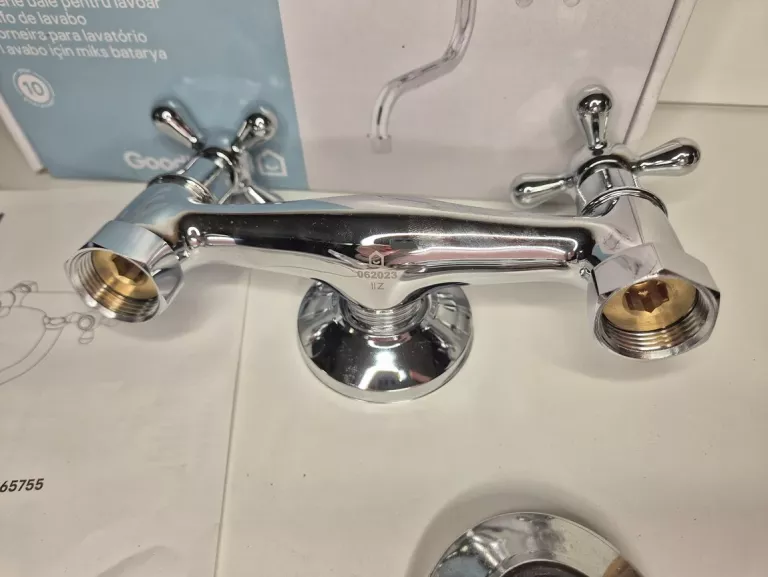 BATERIA UMYWALKOWA GOODHOME ŚCIENNA ETEL CHROM BX220AW